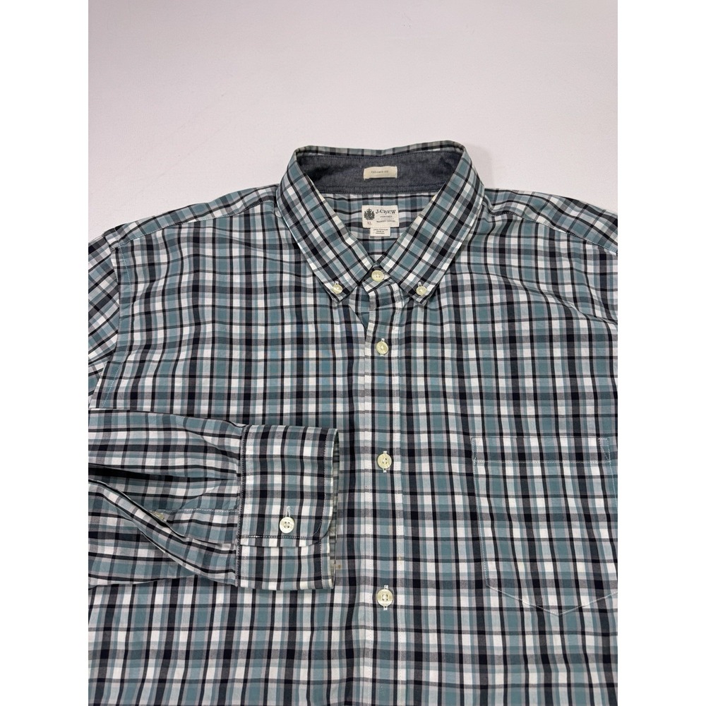 J Crew Men's XL Tailored Fit Long Sleeve Button Shirt Blue Black Plaid Casual
